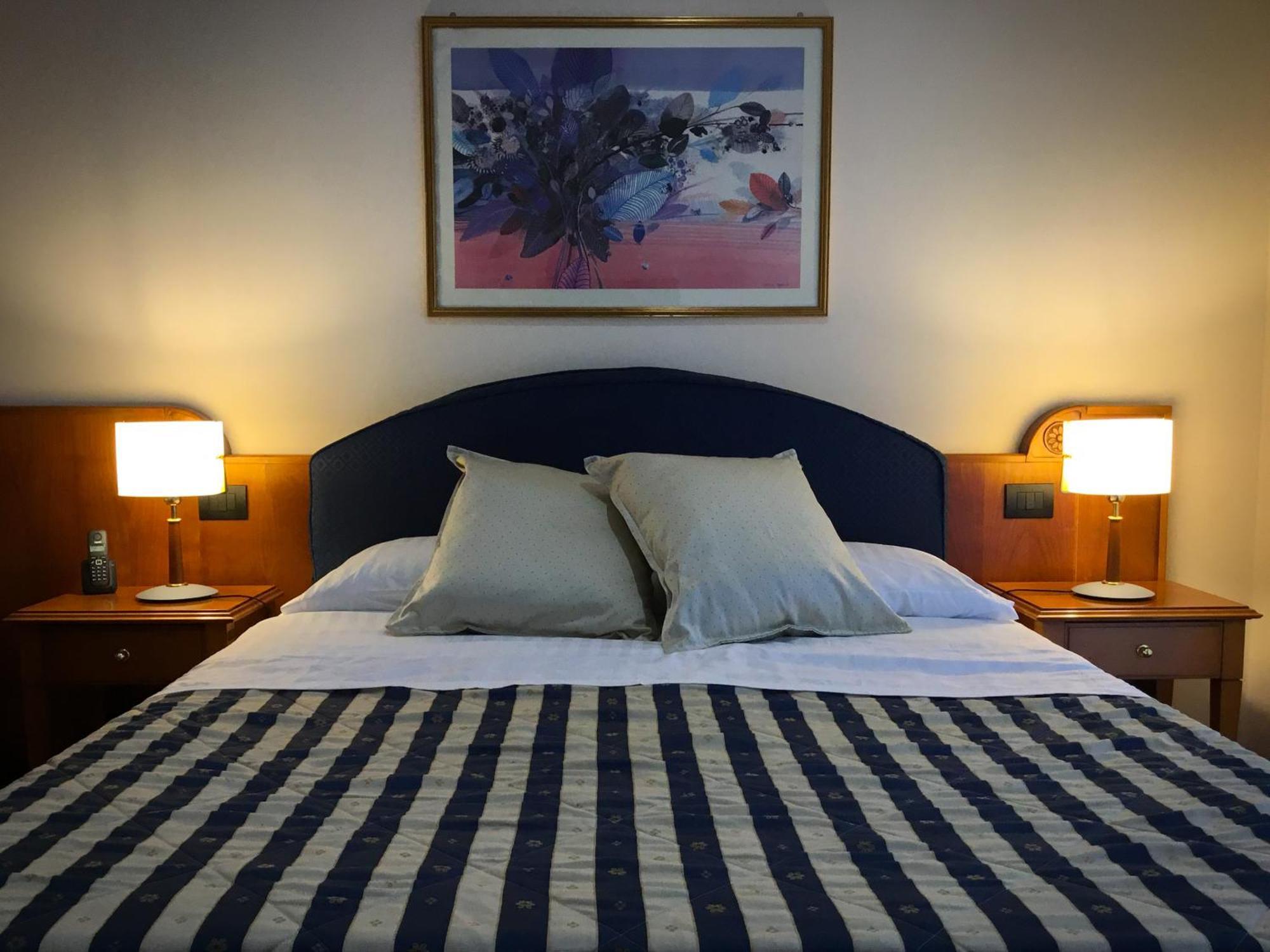 Erania Hotell Sala Consilina Eksteriør bilde