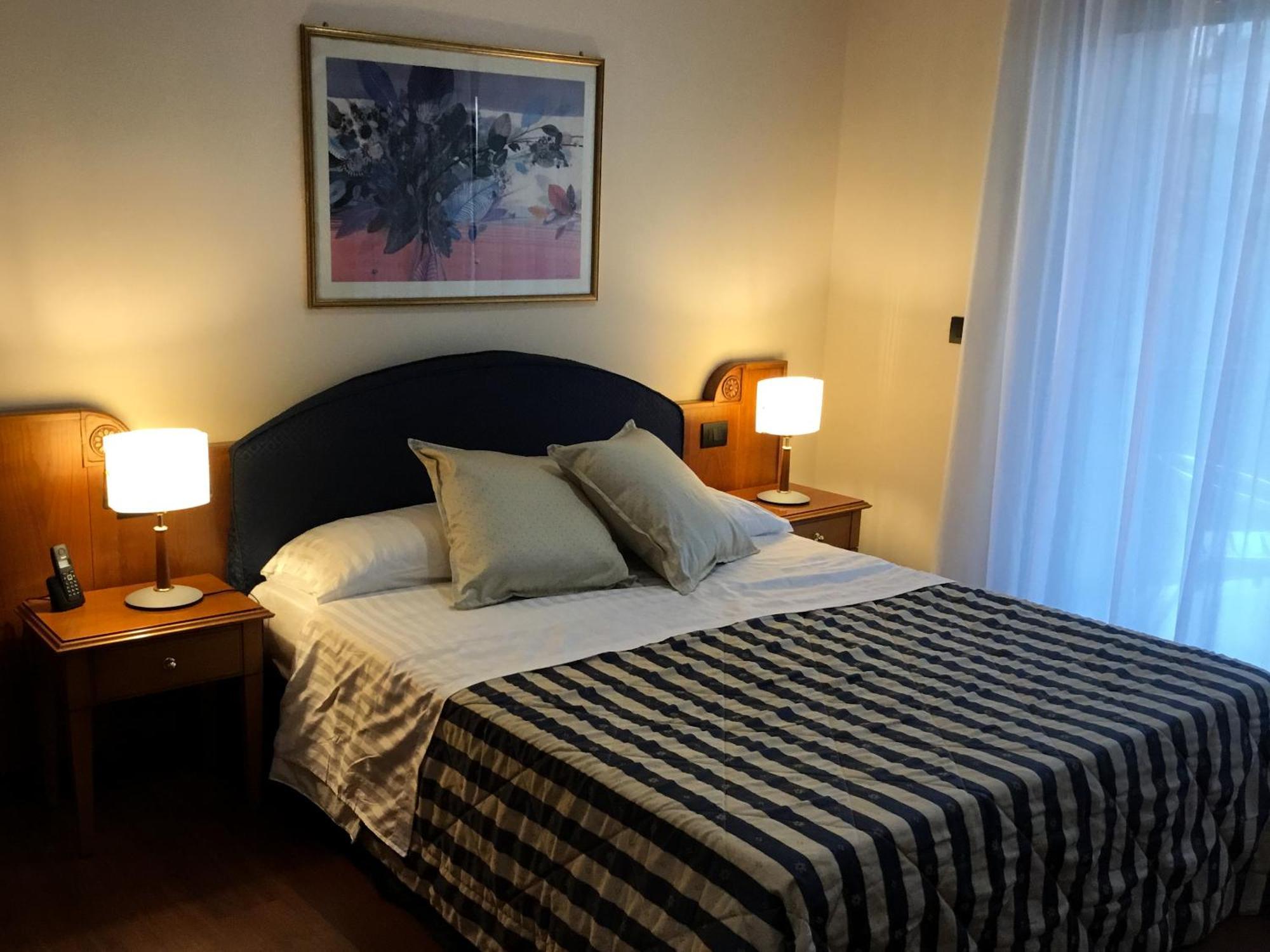Erania Hotell Sala Consilina Eksteriør bilde